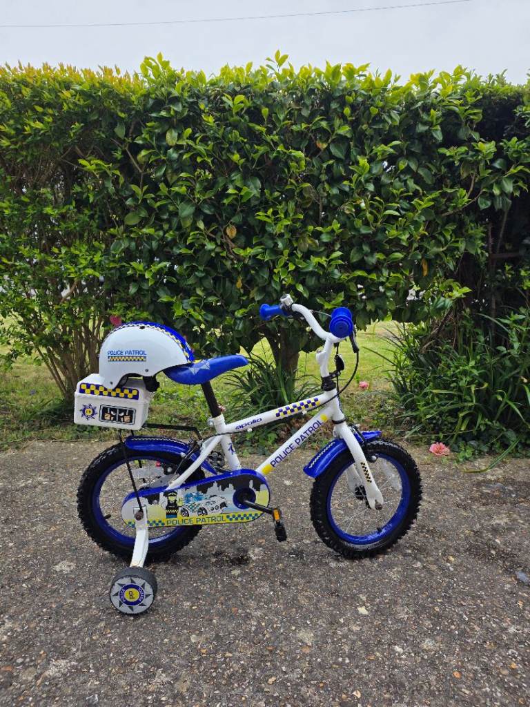 Kids Police Patrol Bike with Stabilisers and Helmet