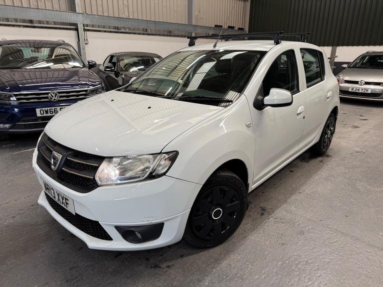 2013 Dacia Sandero 1.2 Laureate Hatchback 5dr Petrol Manual Euro 5 (75 ps)