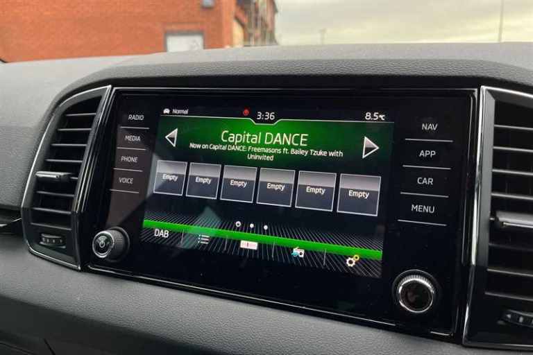 2019 Skoda Karoq 2.0 TDI Sport Line 4x4 5dr ESTATE DIESEL Manual