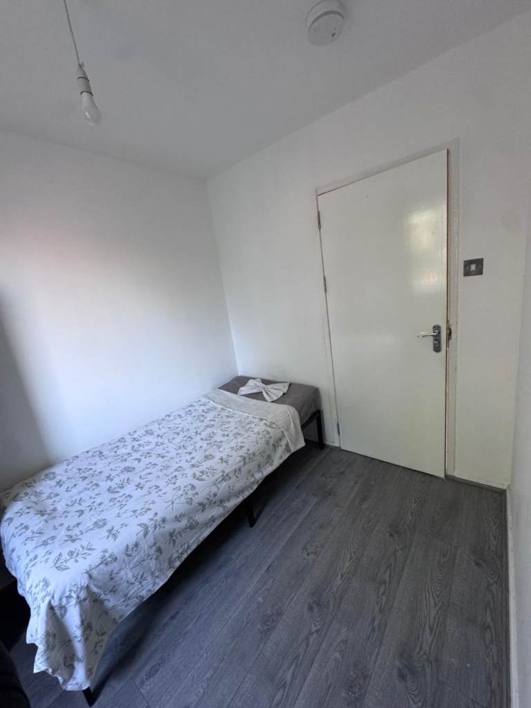 Beautiful single room in Canary wharf - Zero deposit 🎉🎉