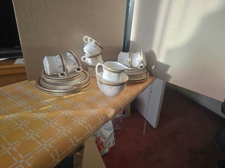 Vintage Oriental Crockery