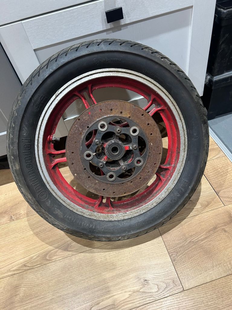 Moto guzzi Le Mans mk4 front wheel