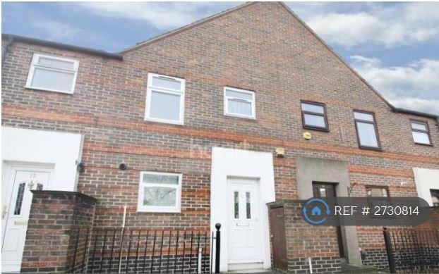 2 bedroom house in Partridge Square, London, E6 (2 bed) (#2730814)
