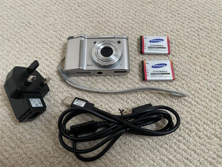 Samsung NV8 digital camera