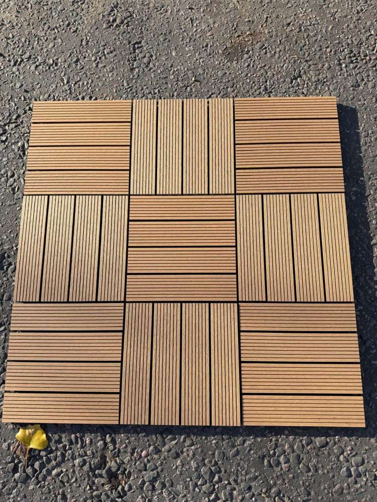 🌳 Composite Decking Interlocking Tiles 