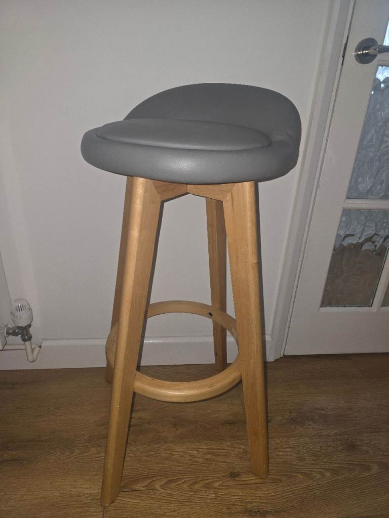 Kitchen bar stool