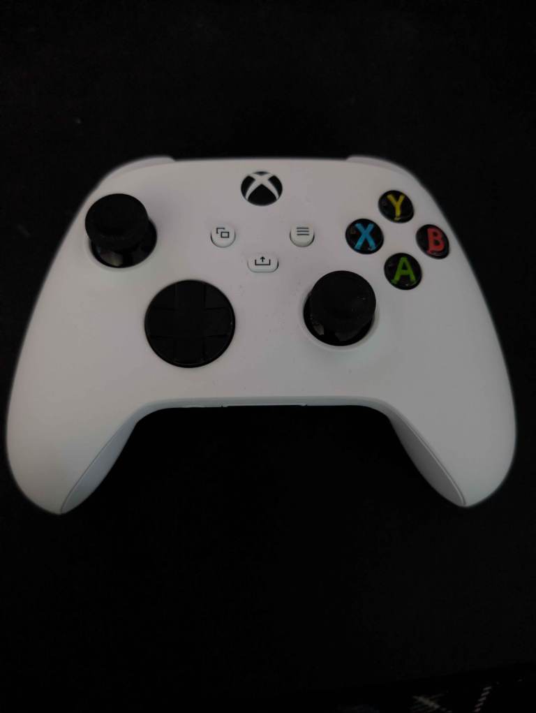 Xbox Wireless Controller (Barely Used)