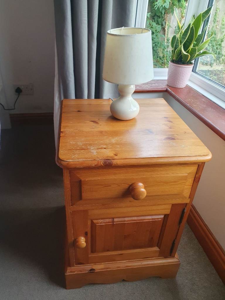 Bedside Table Pine