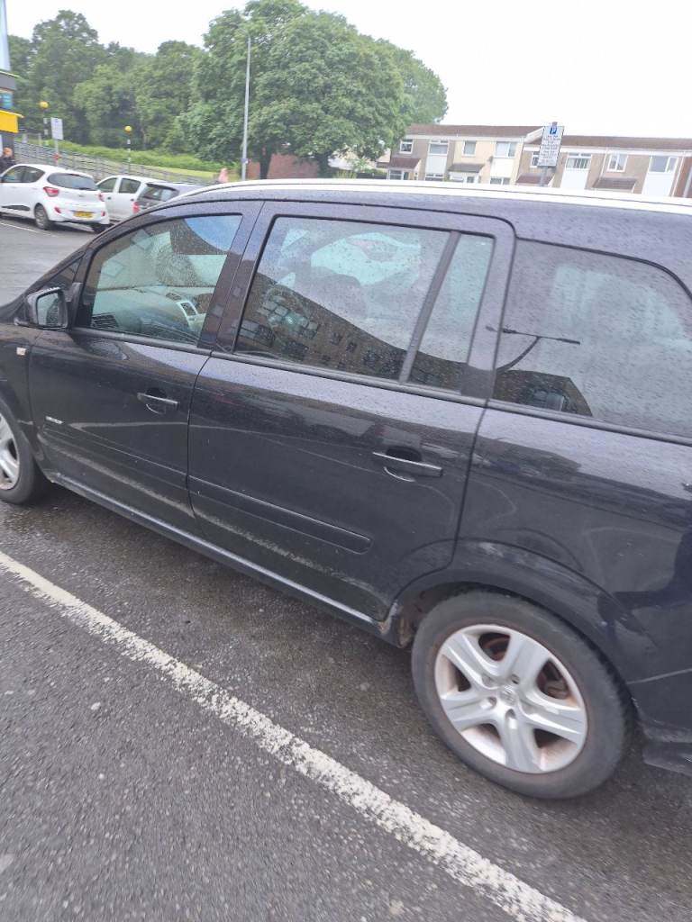 Vauxhall, ZAFIRA, MPV, 2010, Manual, 1686 (cc), 5 doors