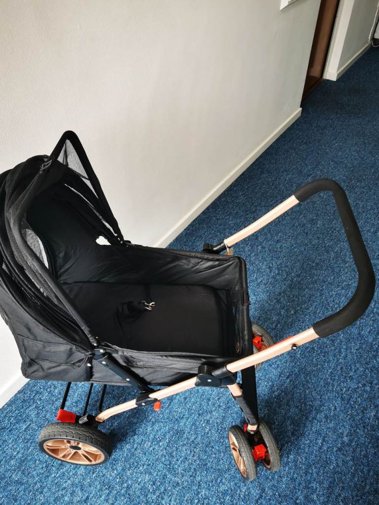 Pet buggy. 