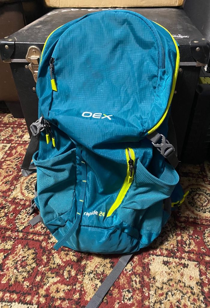 OEX Rapide 24L Backpack – Teal with Rain Cover, As Good As New
