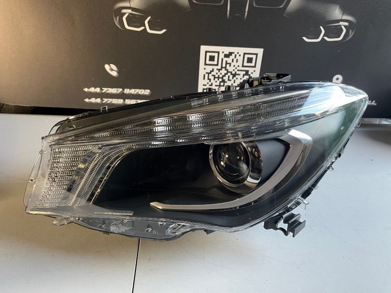 MERCEDES CLA C117 XENON COMPLETE PASSENGER SIDE HEADLIGHT 2013-2019