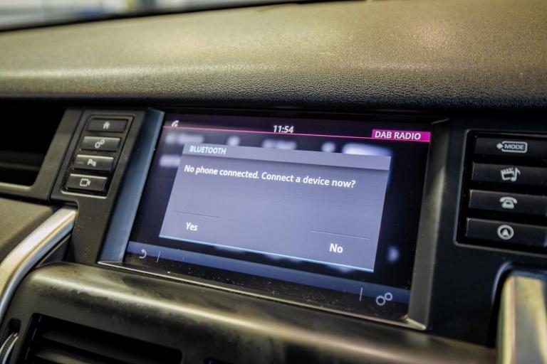 2018 Land Rover Discovery Sport 2.0 TD4 180 HSE Black 5dr Auto ESTATE DIESEL Automatic