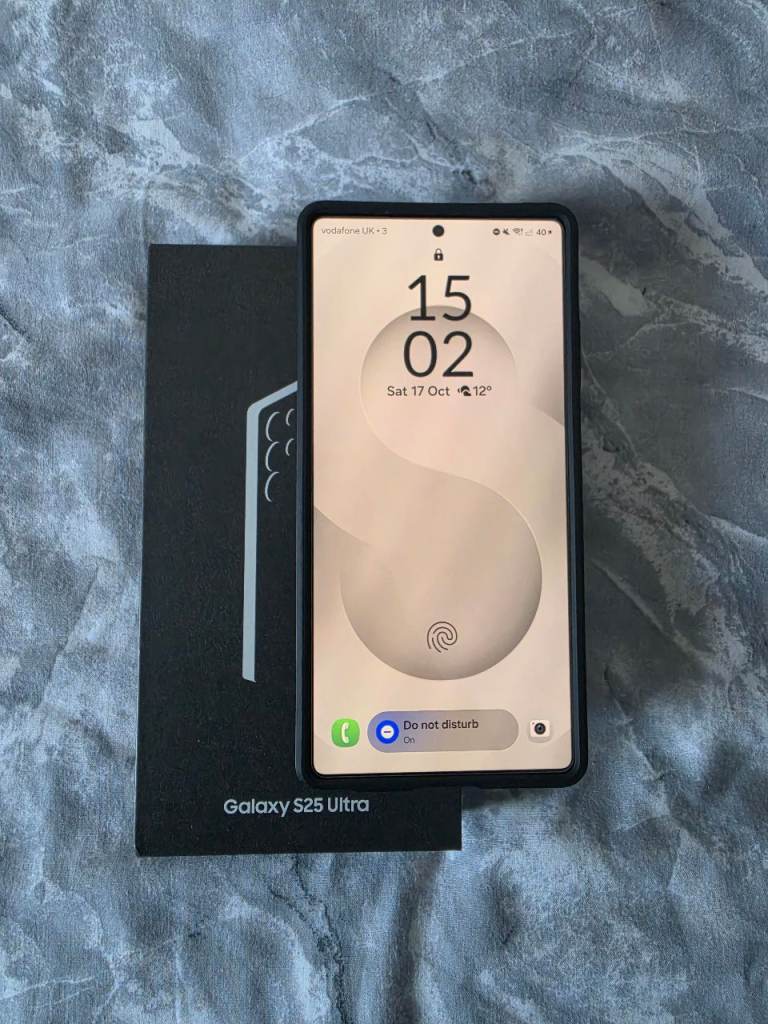 S25 Ultra Unlocked Jetblack- 256GB Bundle, £695.00 for Sale