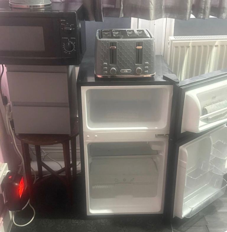 Large Double Room to let 