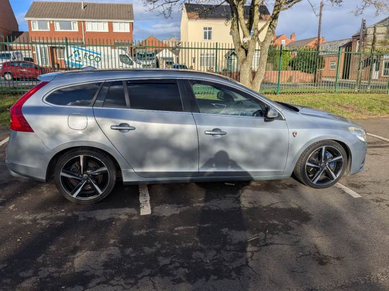 image for Volvo, V60, Estate, 2011, Manual, 2400 (cc), 5 doors