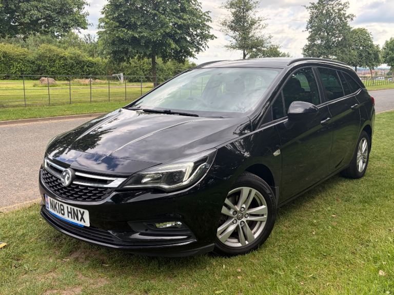 Vauxhall, ASTRA, 2018, Manual, 1598 (cc) estate 