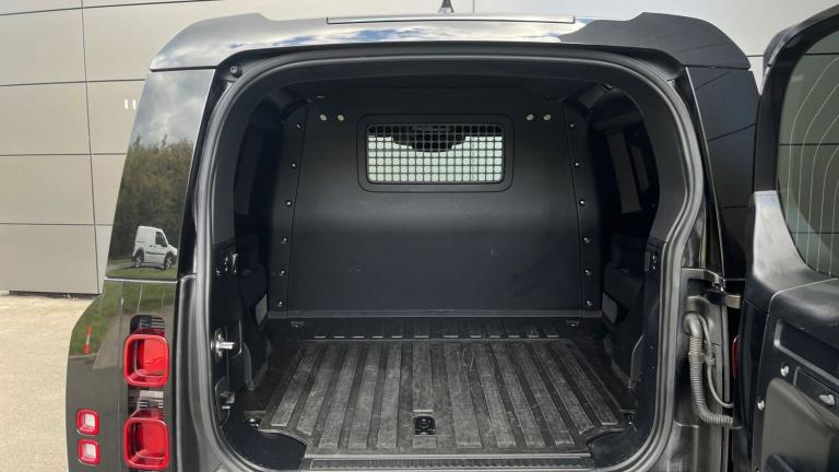 2023 Land Rover Defender 90 3.0 D250 Hard Top SE Auto SUV Diesel Automatic