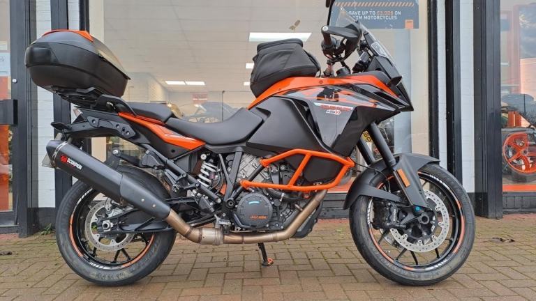 KTM 1090 ADVENTURE