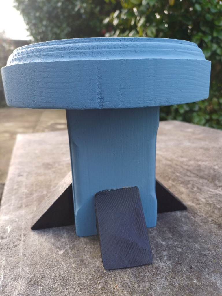 Indoor plant pot stand