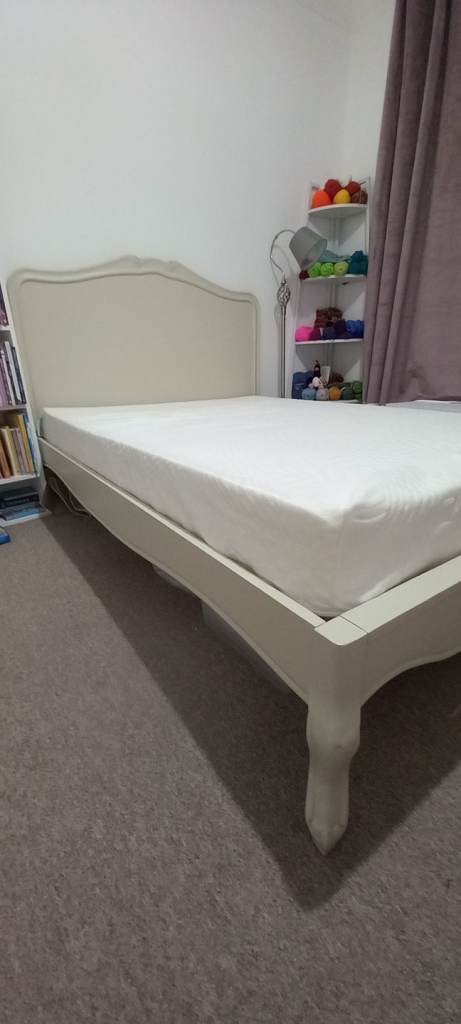 £600 double bed 