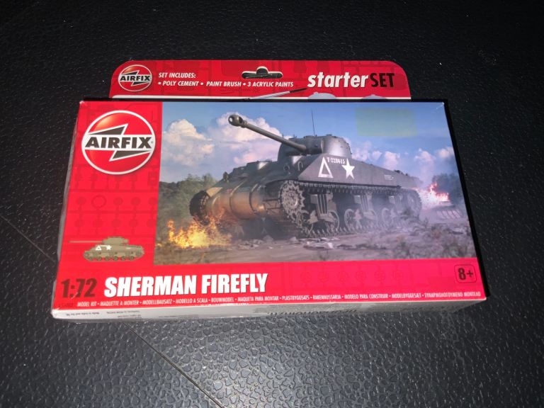 AIRFIX® SET INCLUDES: SHERMAN FIREFLY