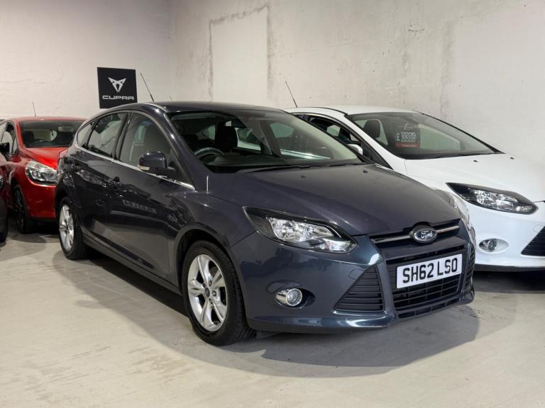 2012 Ford Focus 1.6 Zetec Powershift Euro 5 5dr HATCHBACK Petrol Automatic