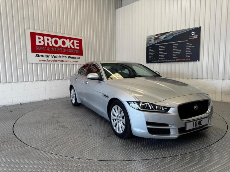 2015 Jaguar XE 2.0d Portfolio Euro 6 (s/s) 4dr SALOON Diesel Manual