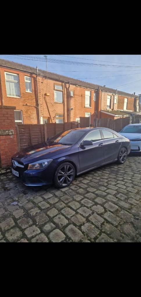 Mercedes-Benz, CLA, Saloon, 2017, Manual, 1595 (cc), 4 doors