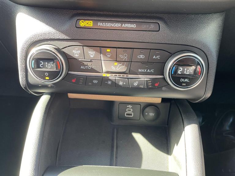 2023 Ford Kuga Kuga Vignale 5 door 1.5L EcoBoost 150PS FWD 6 Speed Manual HATCHBACK Petrol Manual