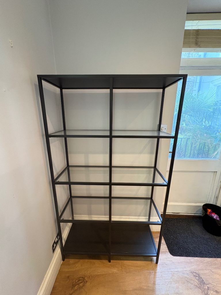 Glass shelving unit