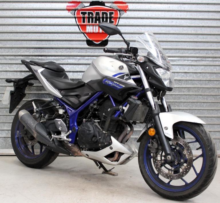 2016 66 YAMAHA MT03 MT-03 ABS A2 COMPLIANT TRADE SALE SILVER 17K NEW MOT SILVER