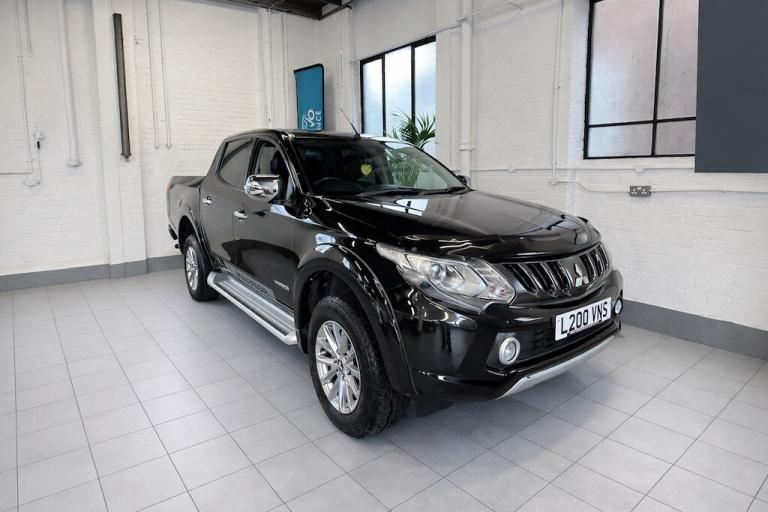 2017 Mitsubishi L200 Double Cab DI-D 178 Warrior 4WD PICK UP DIESEL Manual