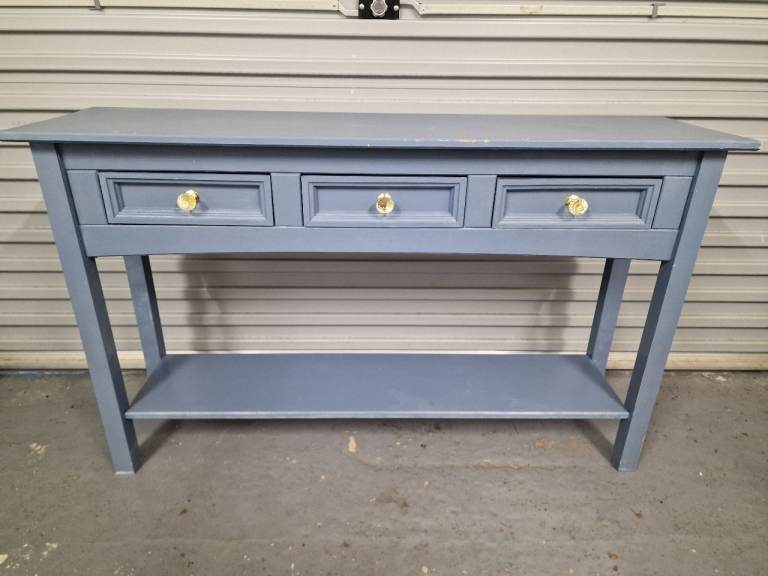 Console table