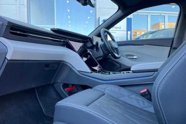 2024 Ford Capri Extended Range 77kWh Premium RWD 5dr Automatic Automatic SUV Electric Automatic