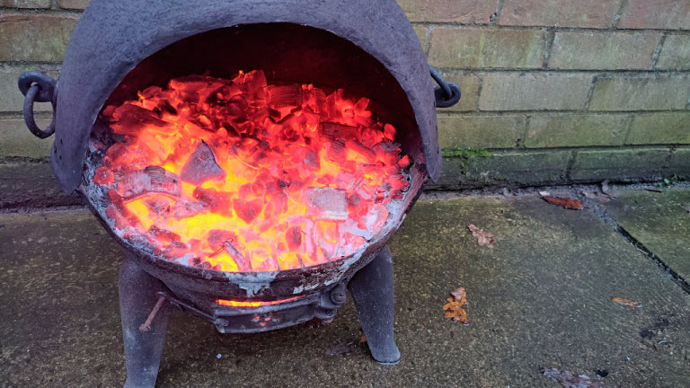 garden bbq wood burner off grid heater chiminea 