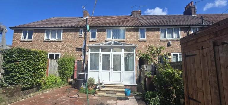 TO LET- 3 Bedroom Unfurnished Terraced House
