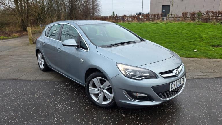 2014 Vauxhall Astra 1.4i 16V SRi 5dr HATCHBACK Petrol Manual