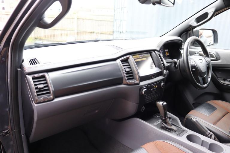 Ford Ranger 3.2 TDCi Wildtrak Auto - RAPTOR LOOKS 