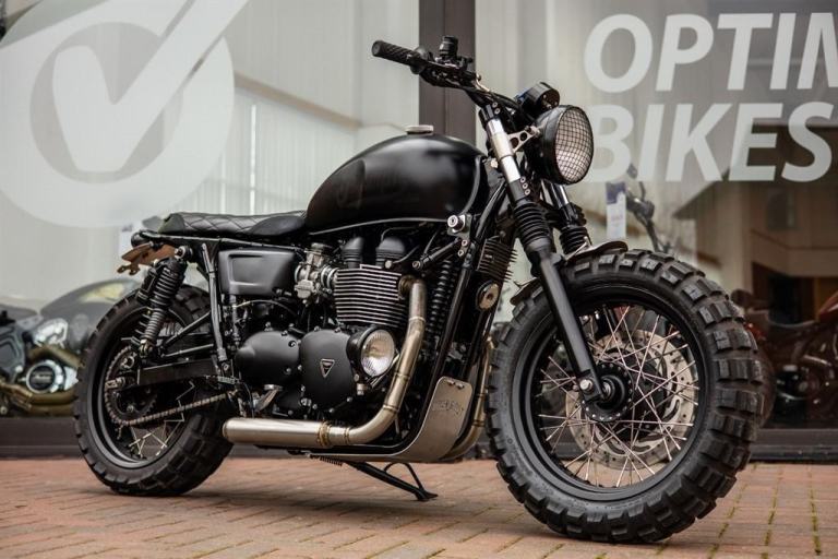 Triumph Bonneville T100 DOWN & OUT CUSTOMS BUILD