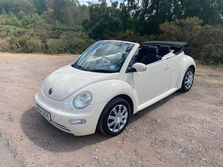 VOLKSWAGEN BEETLE CONVERTIBLE 1.6L, HPi CLEAR & VERY TIDY THROUGHOUT