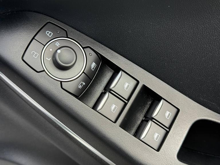 2023 Ford Puma ST-LINE X MHEV Hatchback PETROL Manual