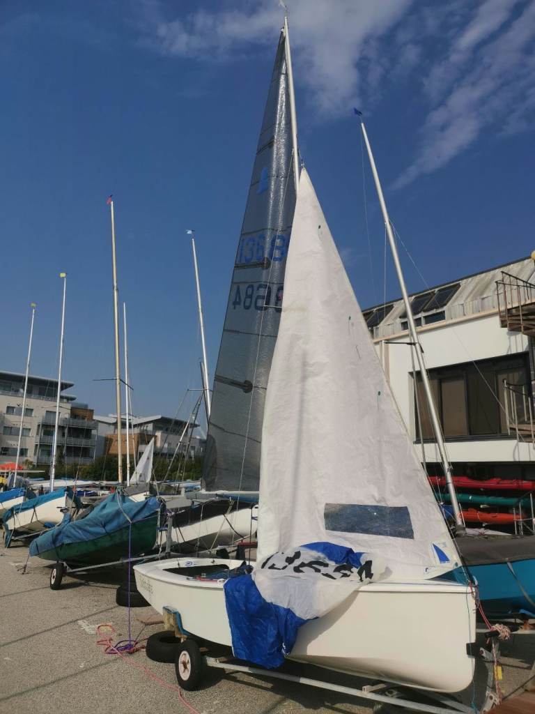 Sailing dinghy GP14 