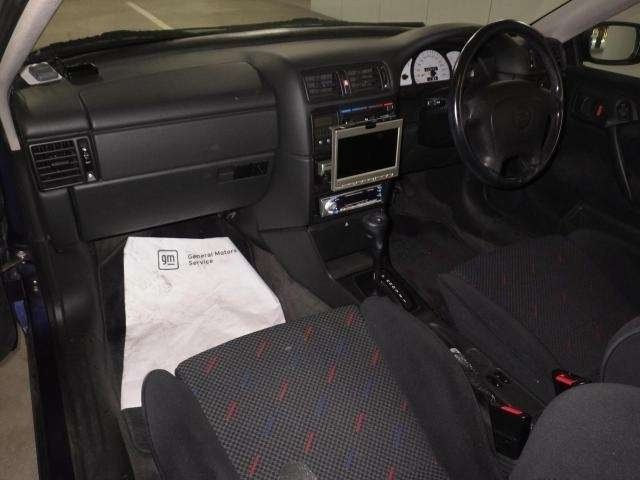 1996 Vauxhall OPEL CALIBRA 16V 2.0 COUPE * AUTOMATIC * ONLY 5000 MILES FROM NEW ** TIME WARP CAR ...