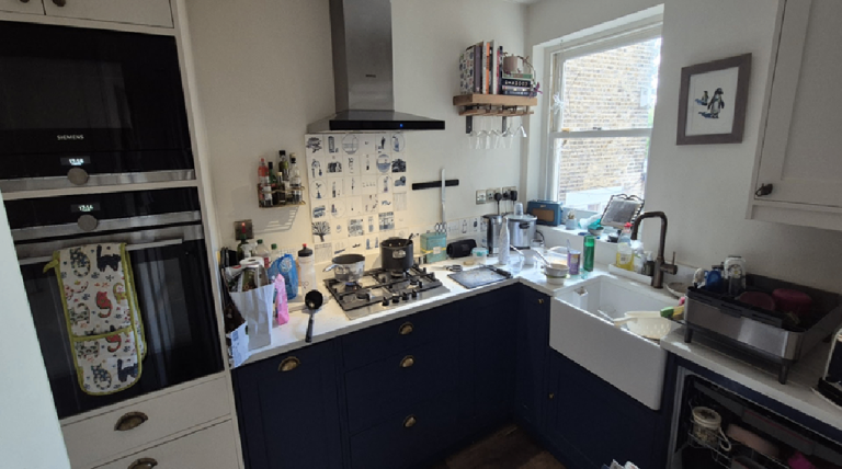 Kitchen cabinets & Worktops 