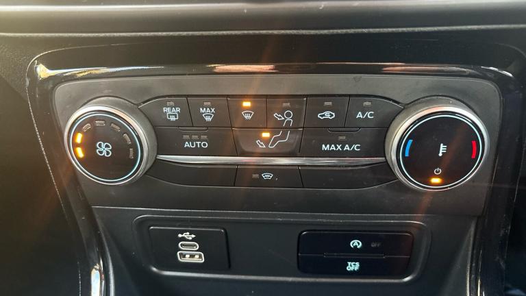 2022 Ford Ecosport 1.0 EcoBoost 125 Active 5dr HATCHBACK PETROL Manual