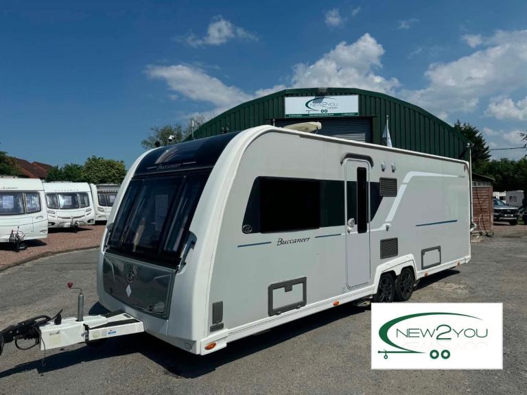 2016 Buccaneer Cruiser 4 Berth TRANSVERSE BED Caravan - STOCK H097