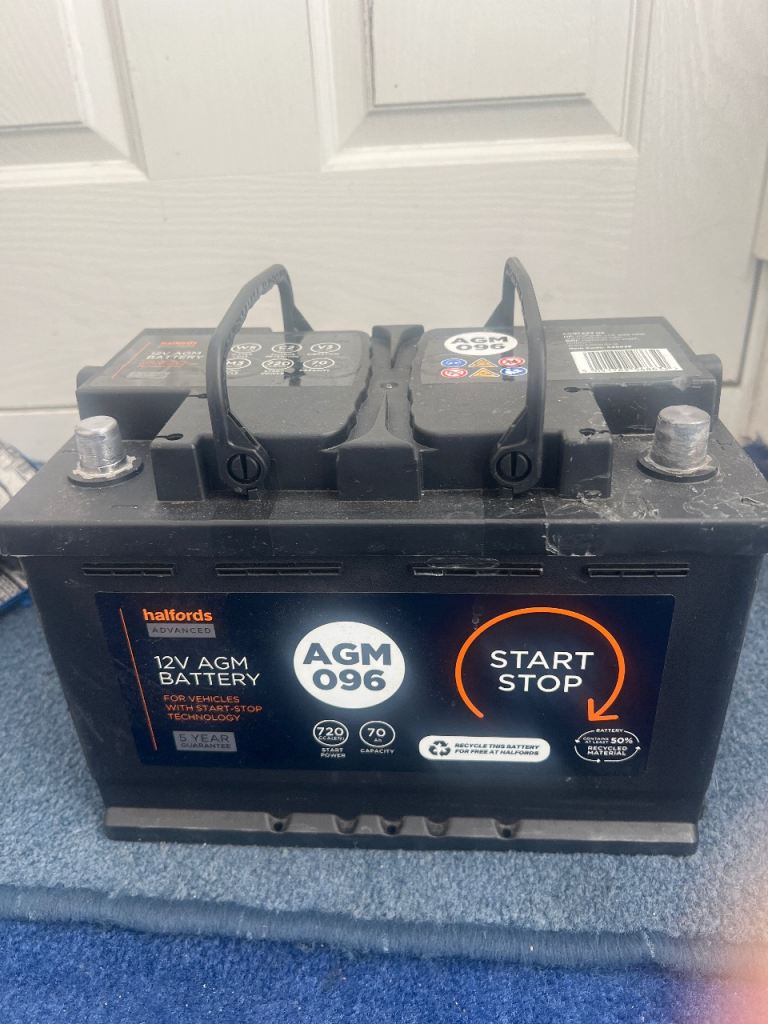Halfords Advanced AGM 096 Car Battery Used – £60