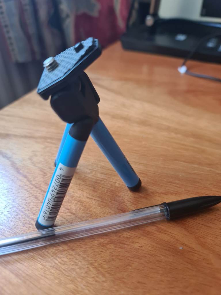 Vintage Mini Tripod for Camera/Phone Hama Ministativ Star Art. Nr. 4016 – Blue, Good Condition