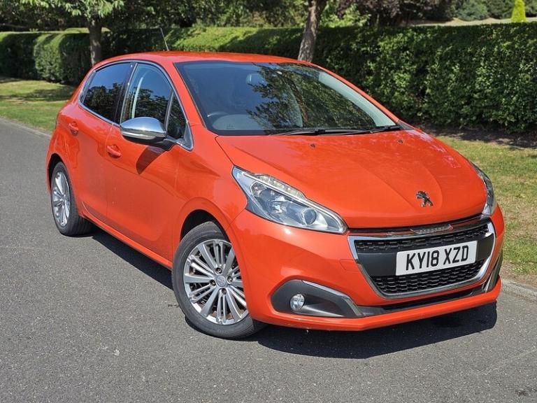 2018 Peugeot 208 1.2 PureTech 82 Allure 5dr HATCHBACK PETROL Manual
